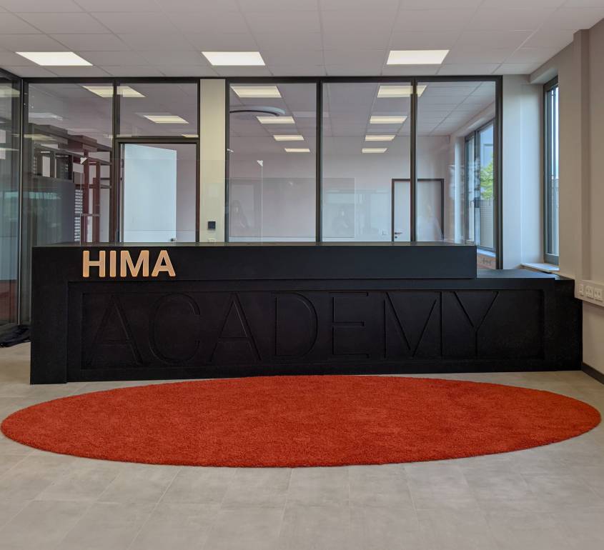 HIMA Academy in Brühl Empfang